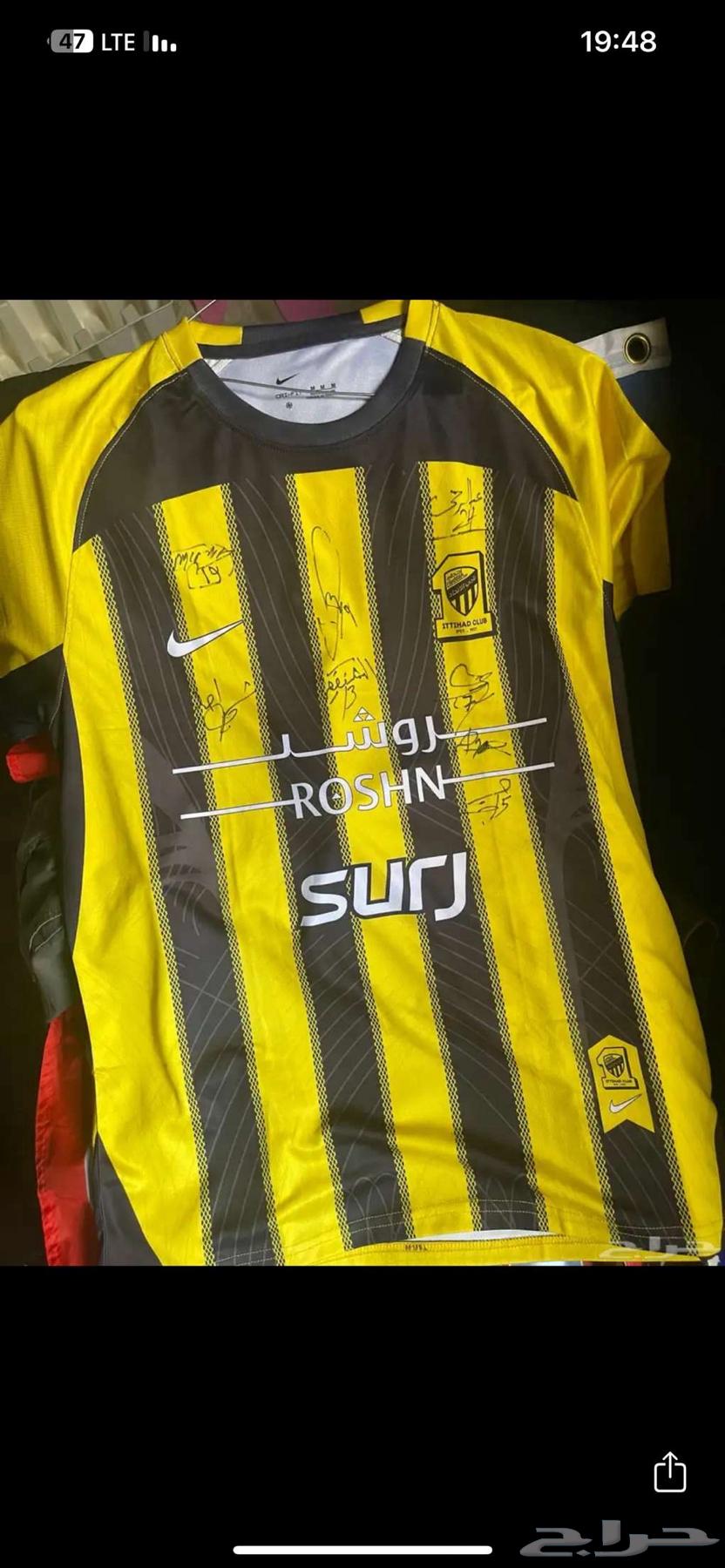 Original Union Club authentic T-shirt signed by the players63178649453058111
