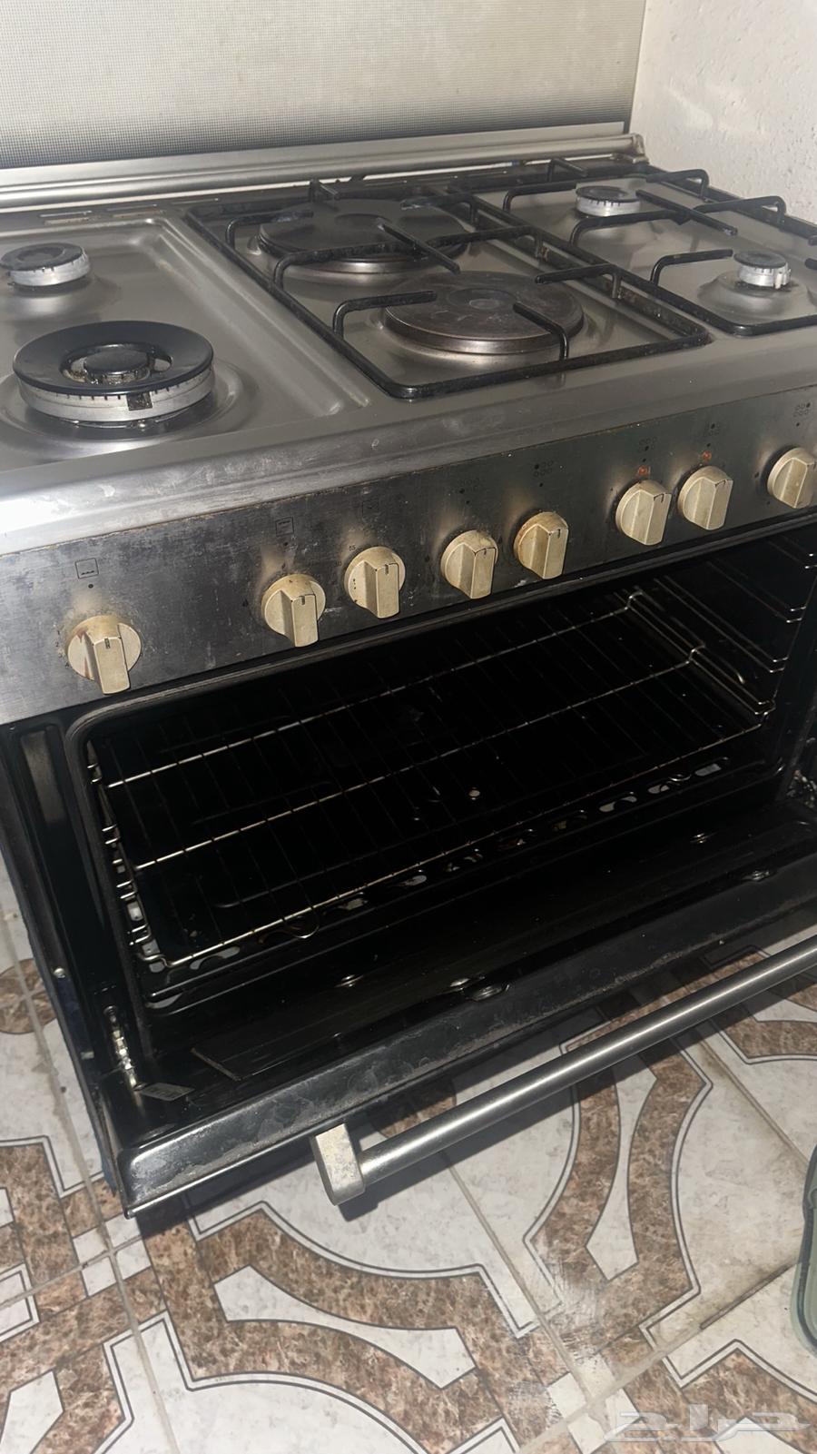 فرن للبيع 6 عيون63175009309571111