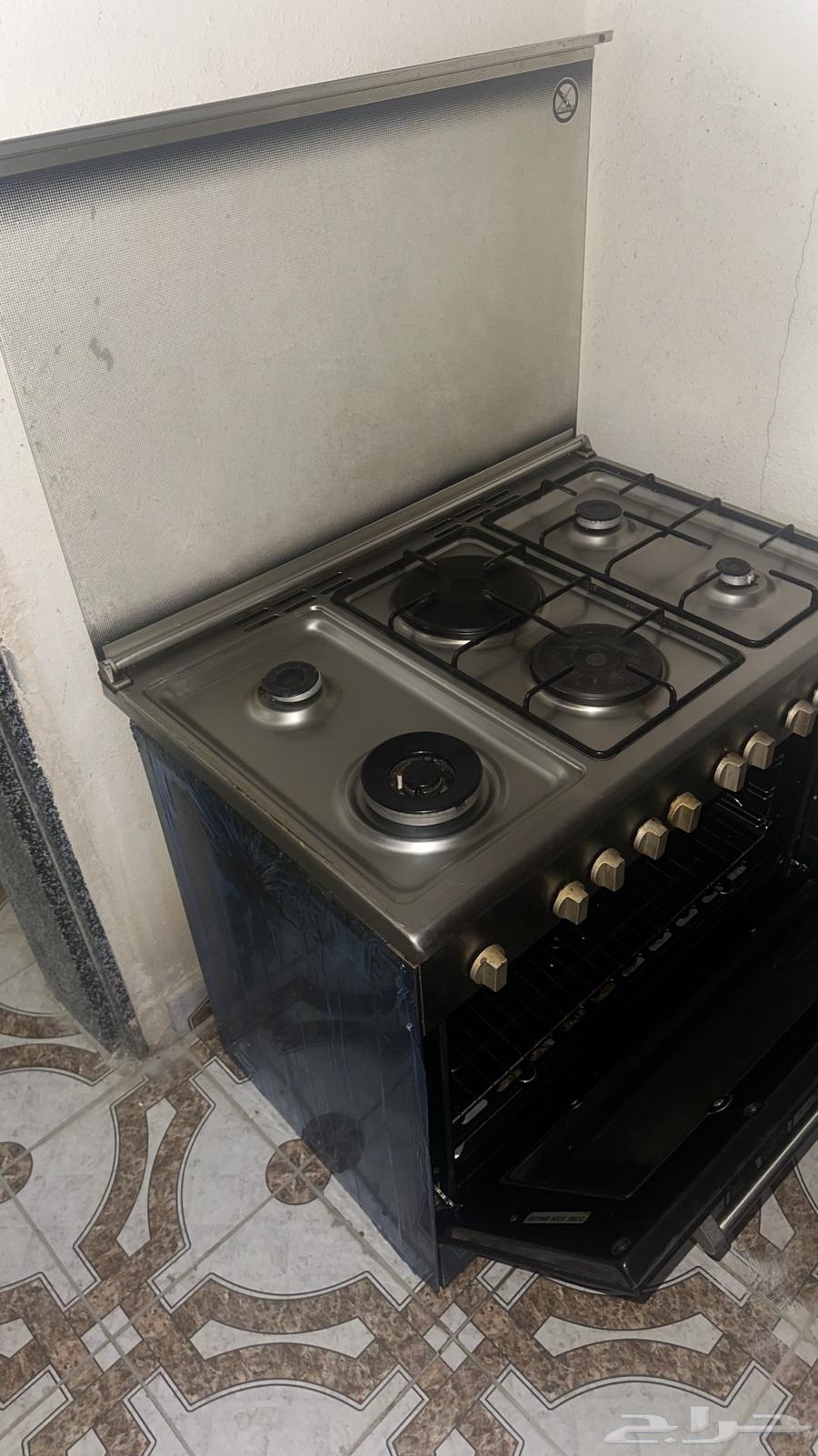 فرن للبيع 6 عيون63175009309571112