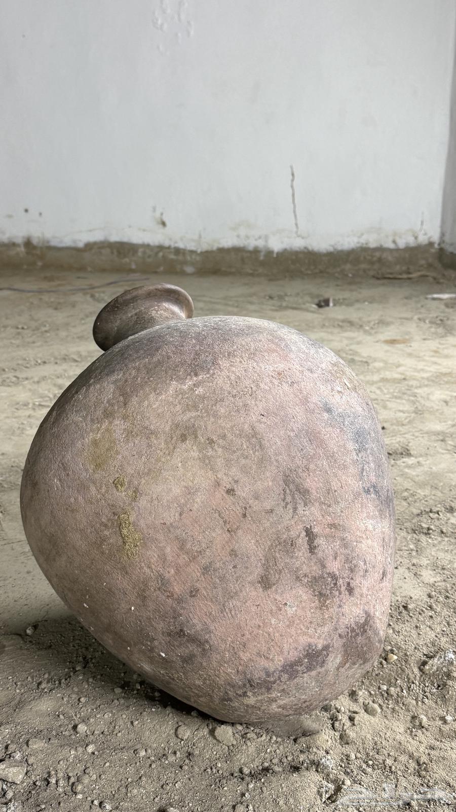 جرة ماء أثرية نادرة عمرها فوق 50 سنة63175476087937112