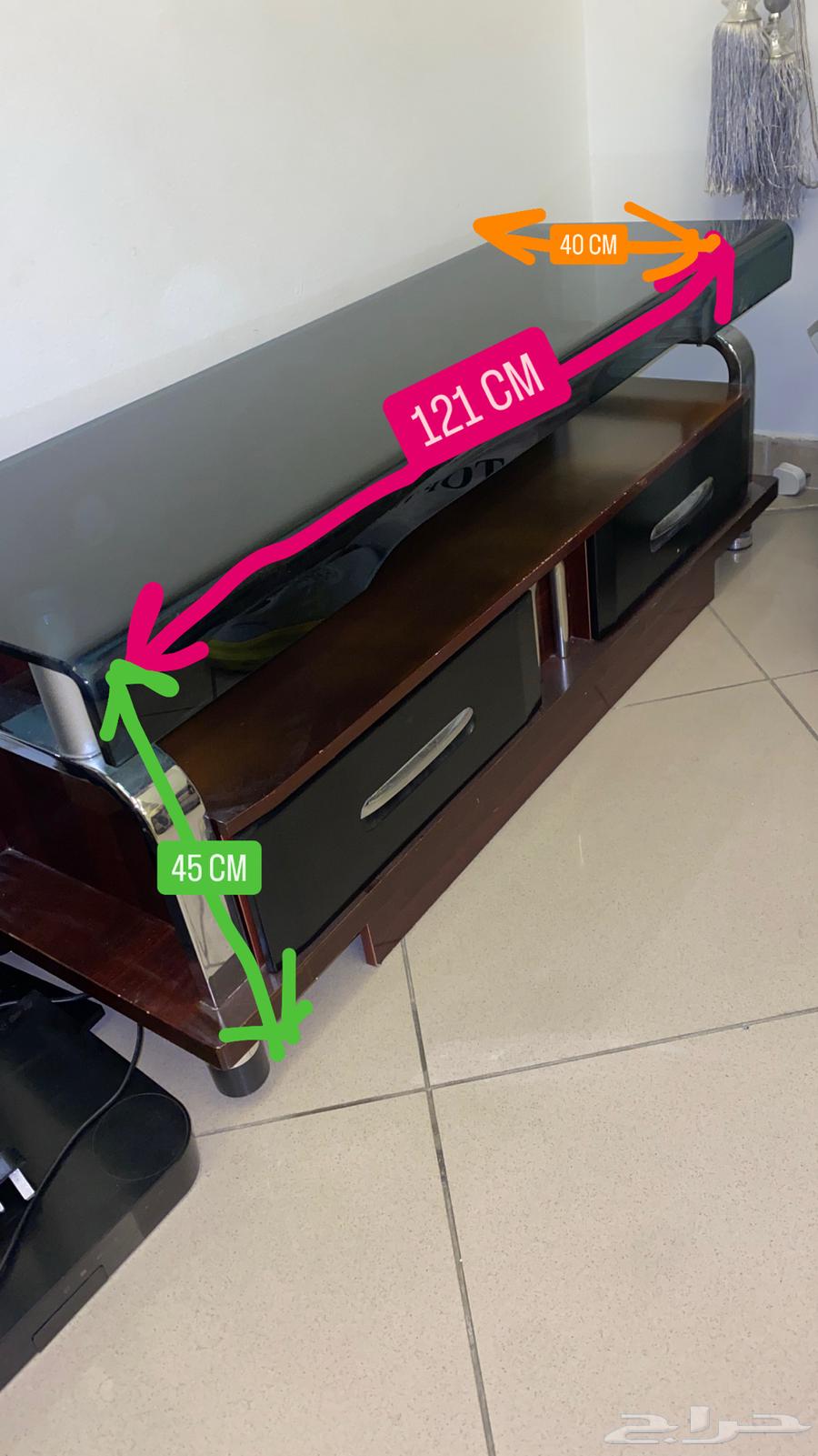 طاولة تلفزيون63175935199618111