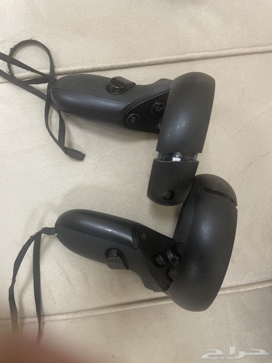 مستعجل oculus quest للبيع63176863837571111