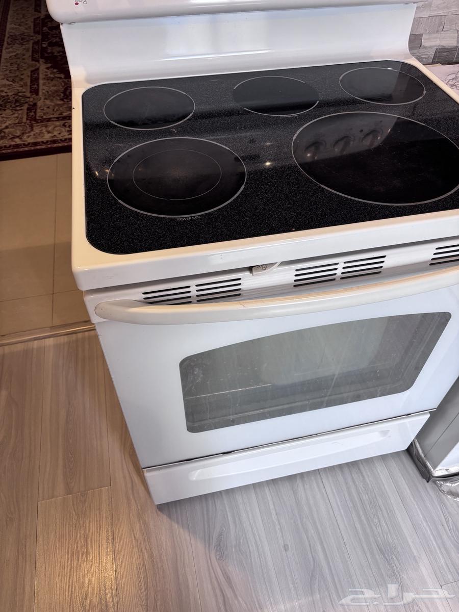 فرن كهرباء جنرال سيراميك نظيف63176882699650112