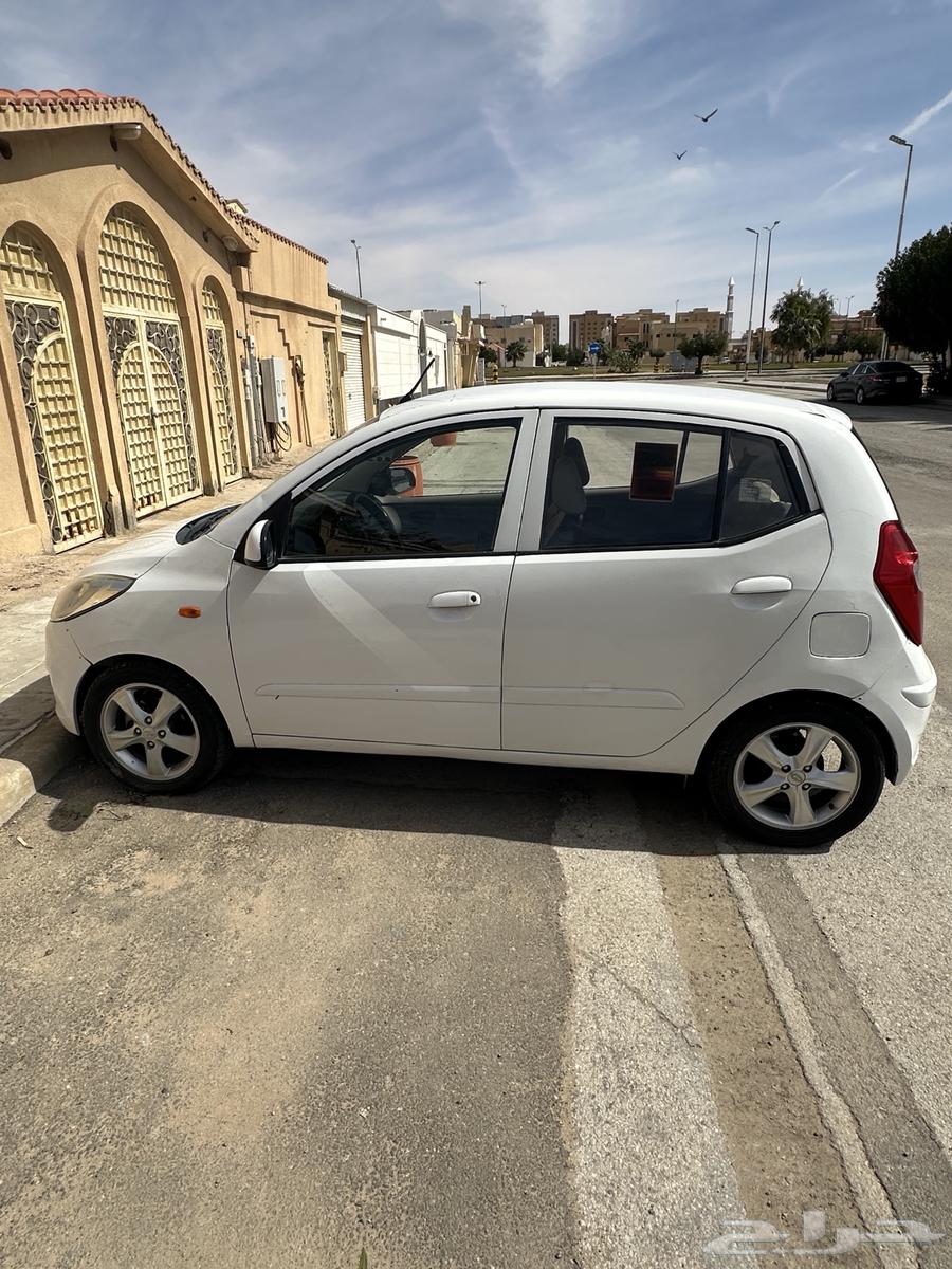 Hyundai Accent 2015 for sale, mileage 69000, price 15,500 mobile63266105804035112