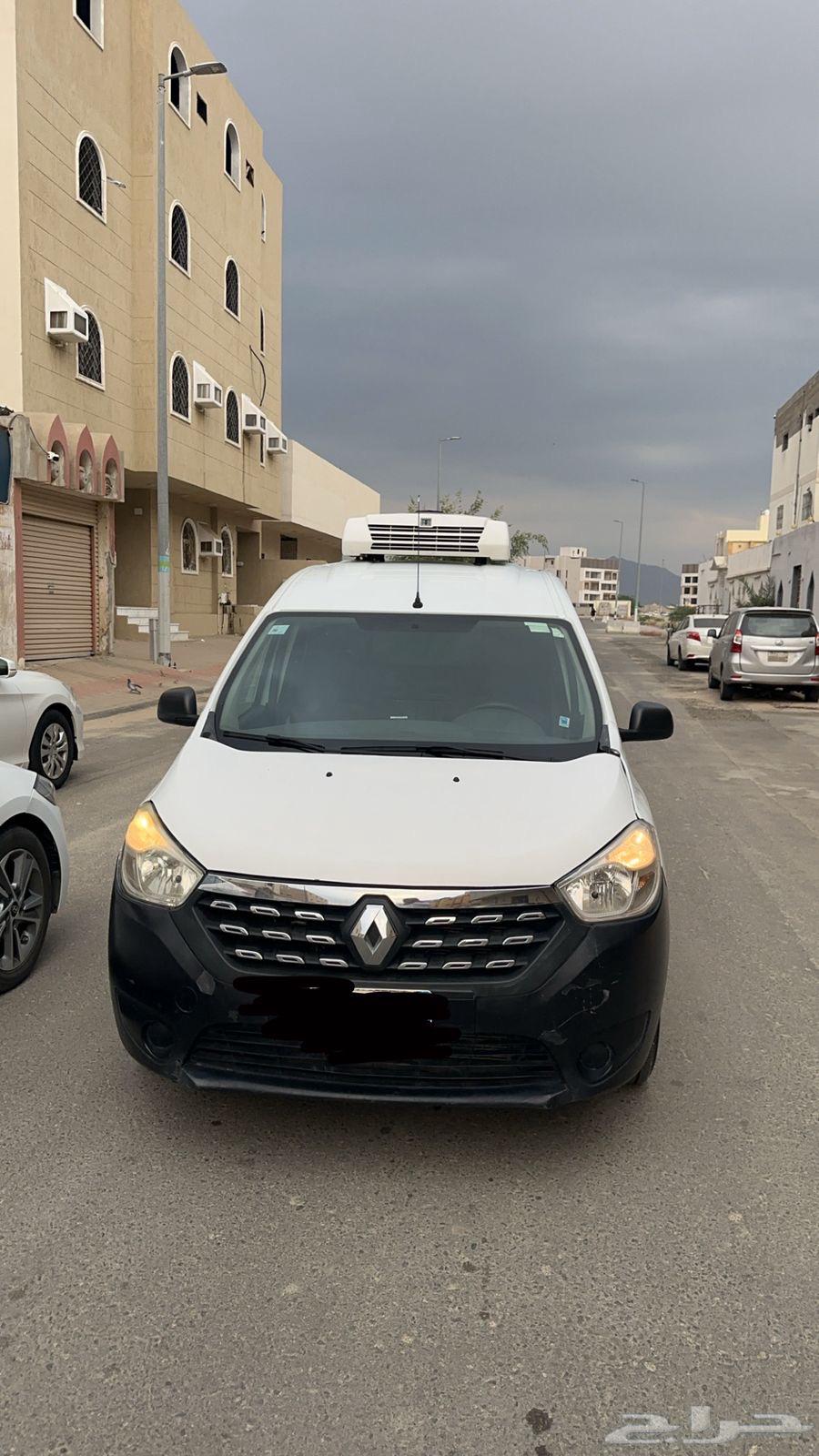 Renault Duker truck for sale, pharmacy supplies, refrigerated rental63335462504450111