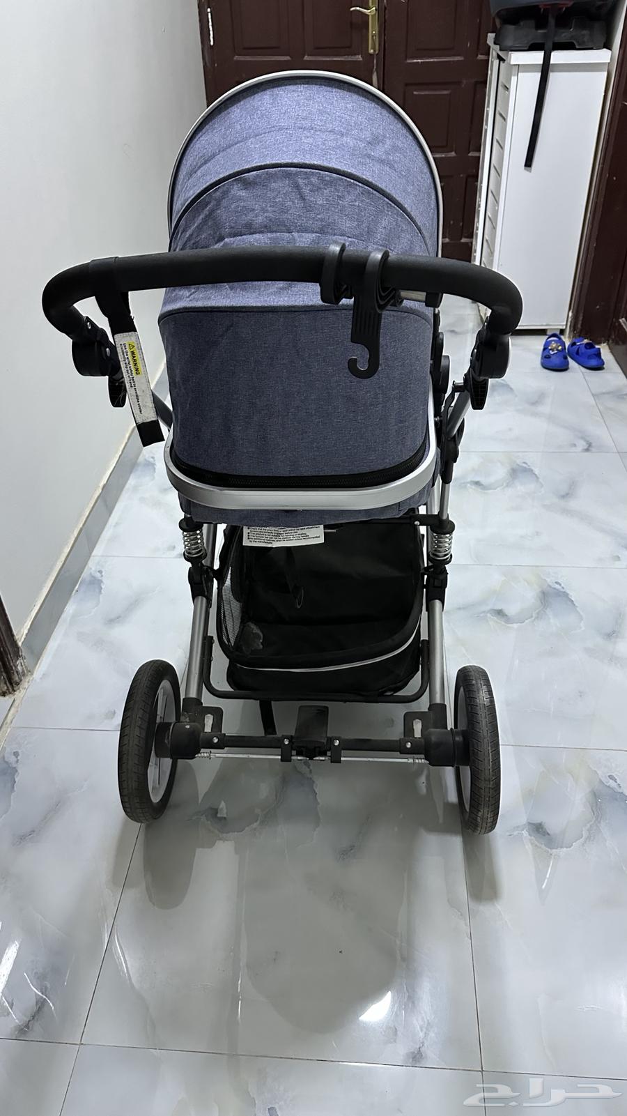 For sale, a children's car63172876441345112