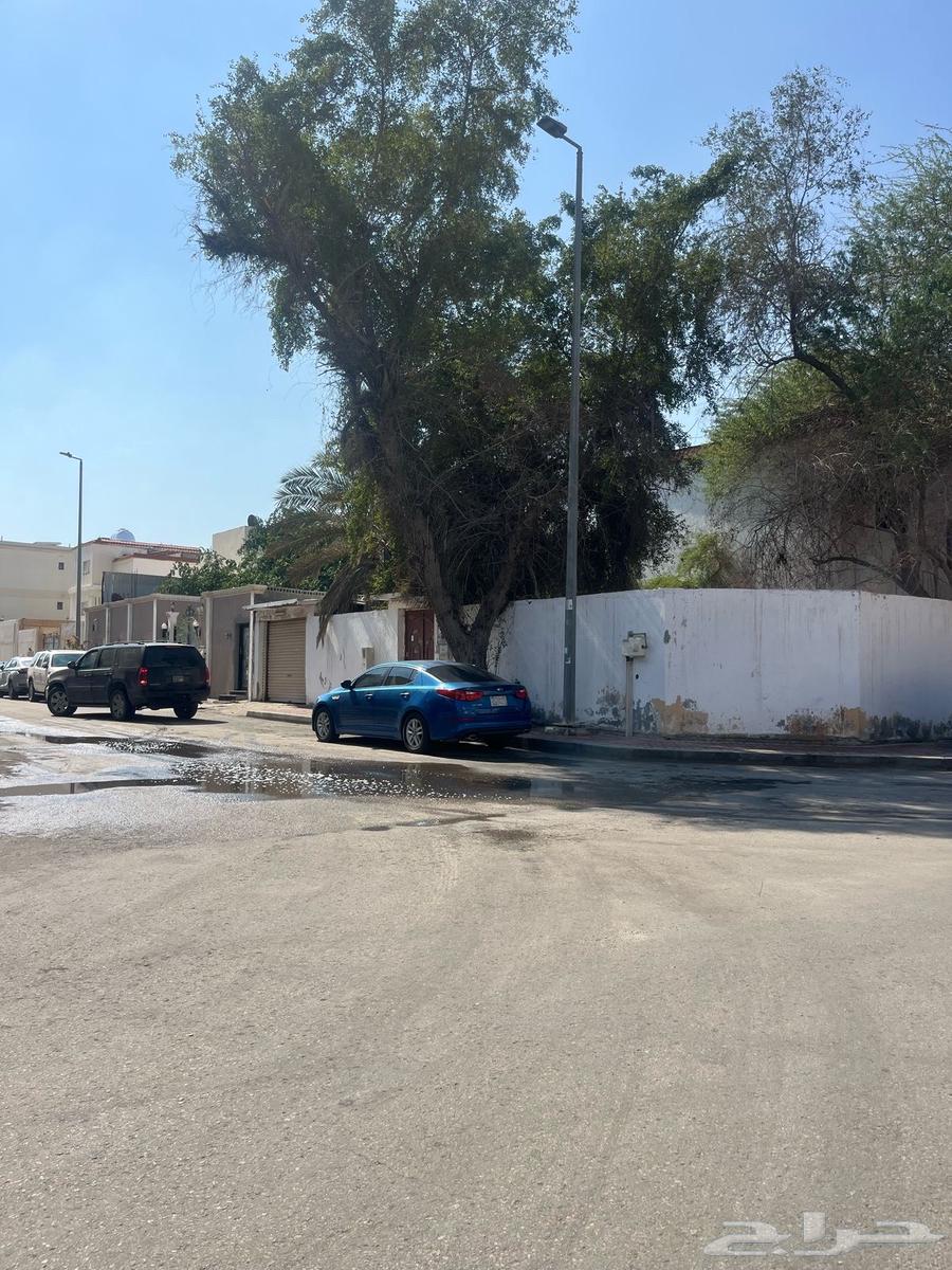 بيت قديم للبيع63015211222529112