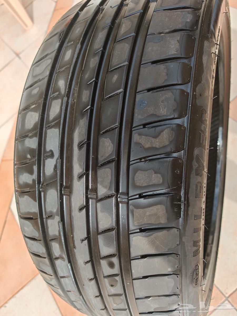 Mercedes with eye covers, wheel caps, seats, and engine63258674816770114
