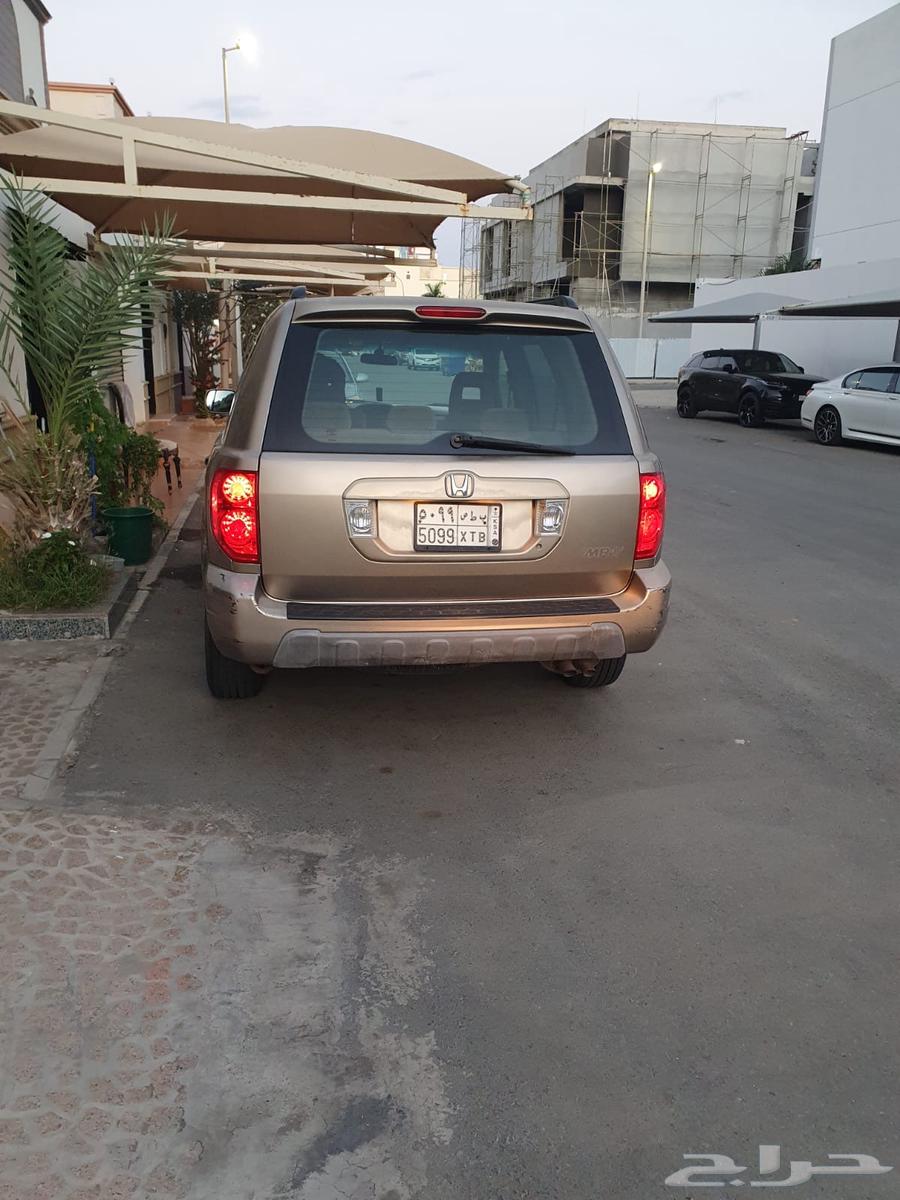 هوندا mrv نظيف للبيع63257643940226113