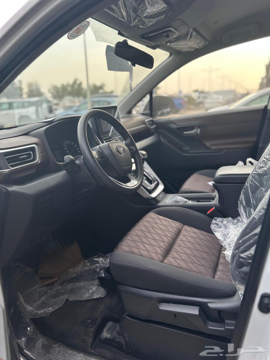 Toyota Innova GL White 106,950 including tax63260798357249113