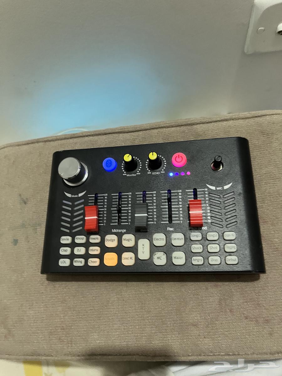 Keyboard and broken63174079785858111