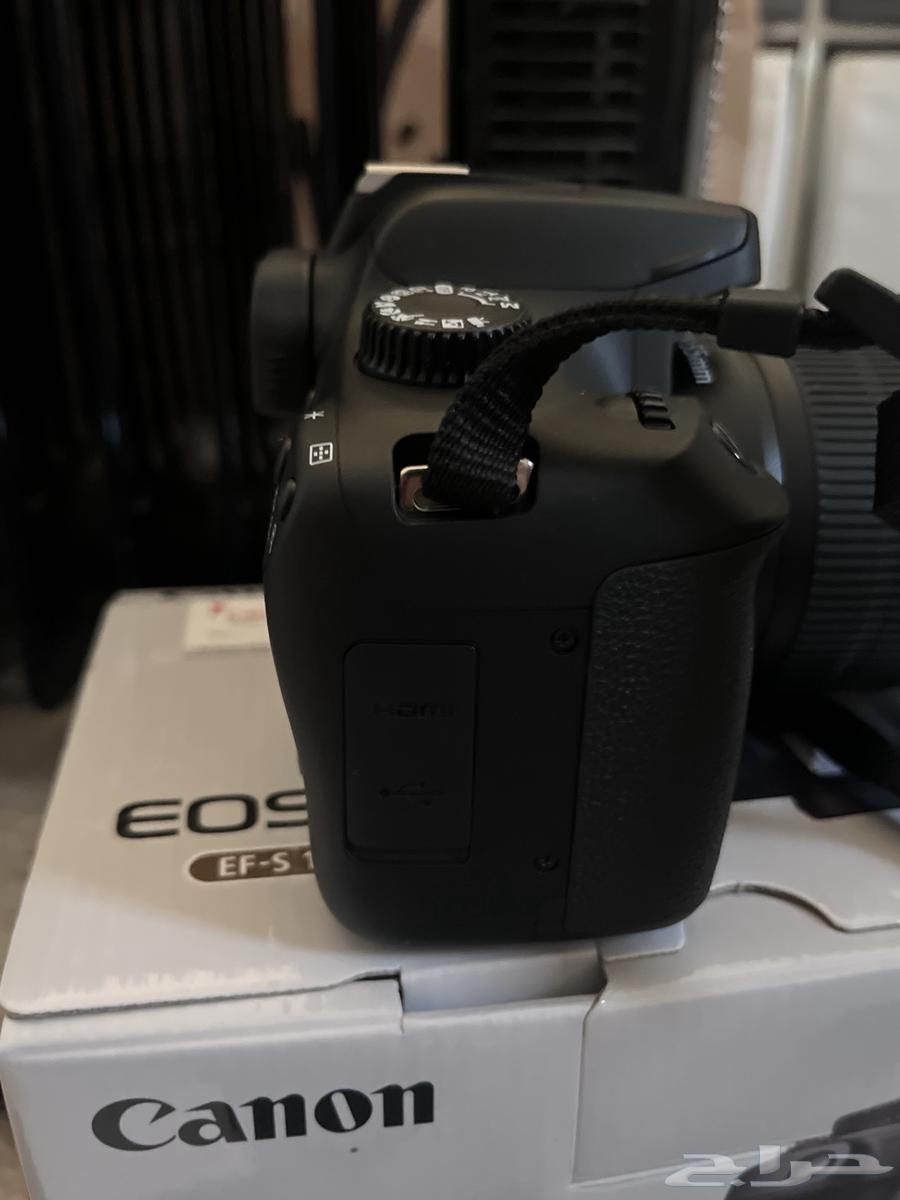 A Canon camera, used very, very lightly for only one month, reason for sale63175040231169114