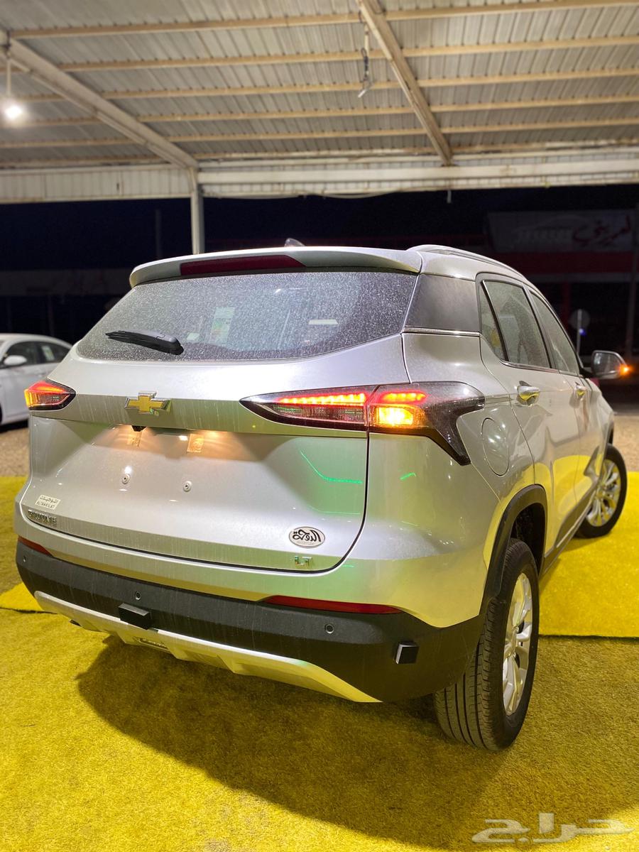 The 2025 Chevrolet Traverse comes with cruise control and fuel-saving Eco mode.63259734959746112