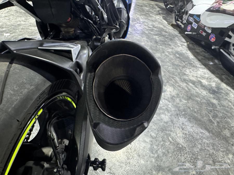 Akzouz Yoshimura RACE AT2 for sale63259735244033114