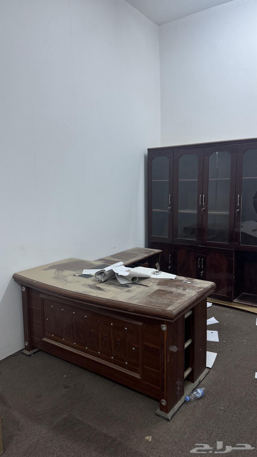 طاوله للبيع صامل يكلمني63171942731907112
