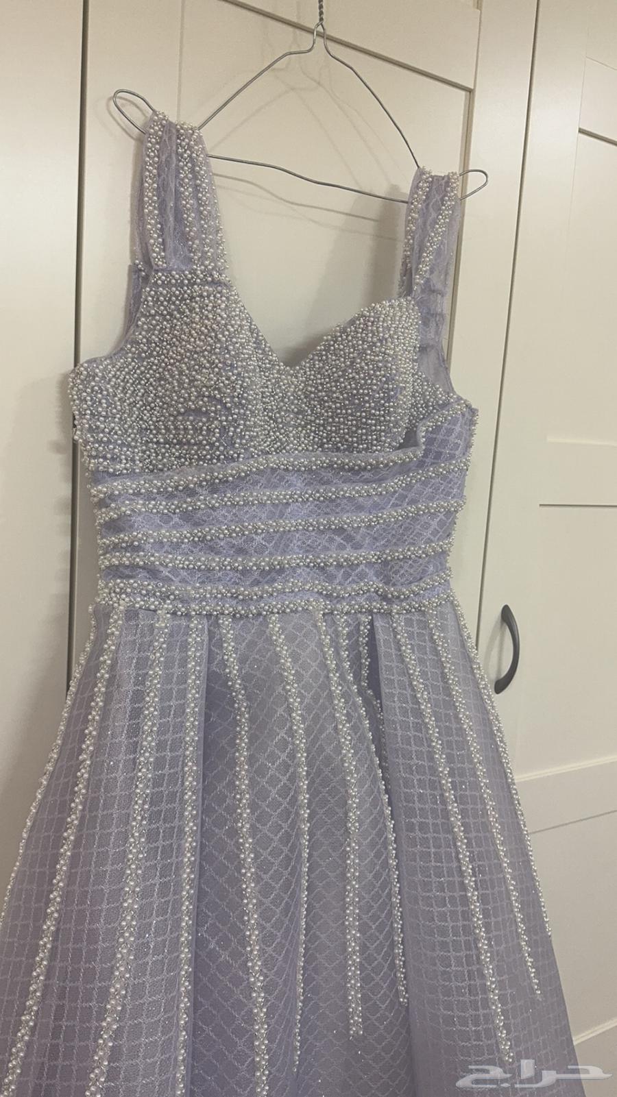 A semi-new dress worn only once63172402781825114
