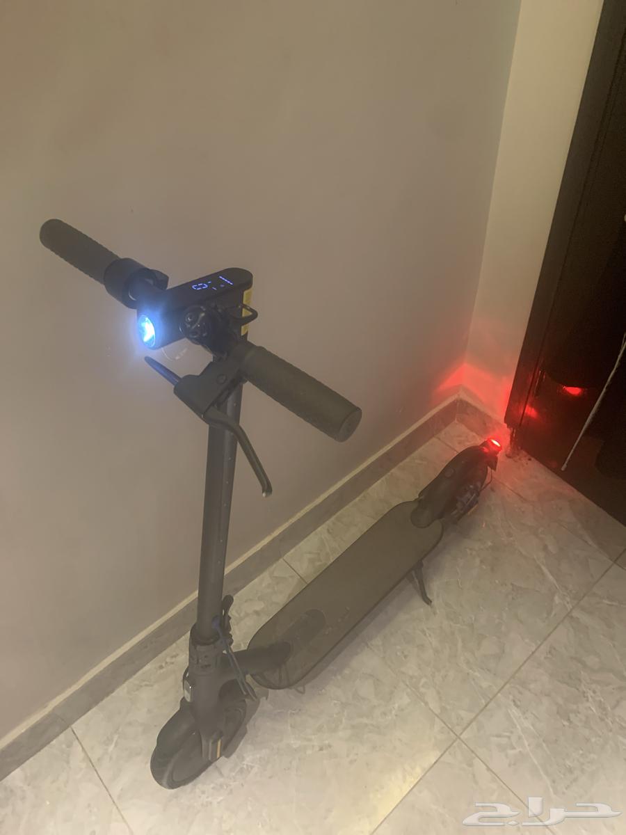 سكوتر كهربائي سرعته 25 قابل للطي63171961813121111