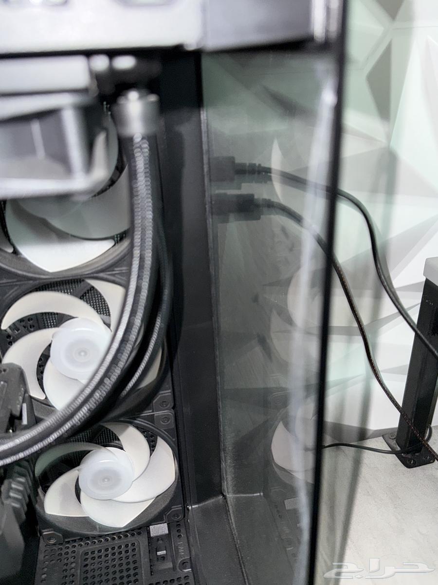 A new PC with its graphics card for sale63173616018689111