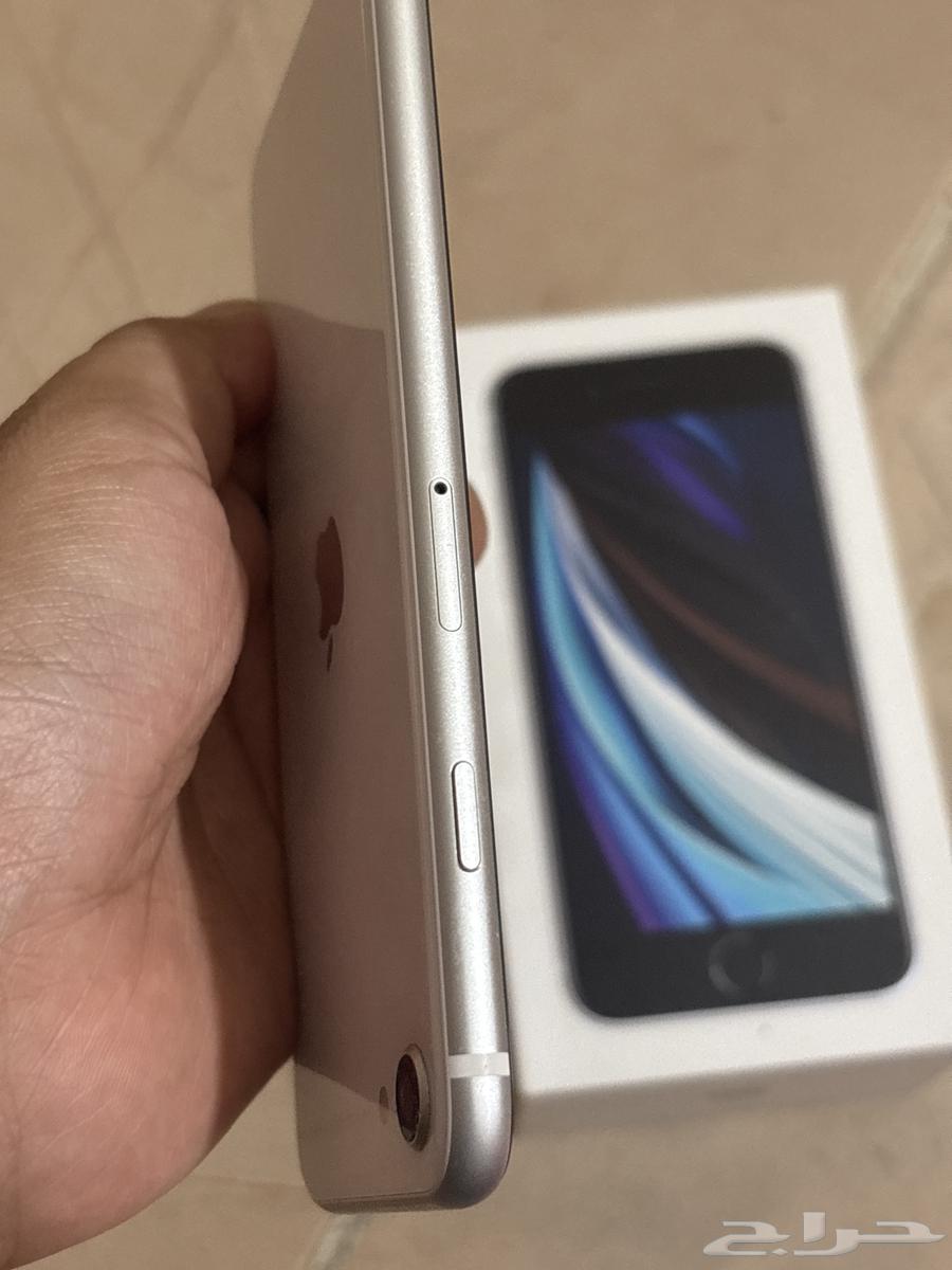 ايفون اس اي ابيض للبيع63171060645890112