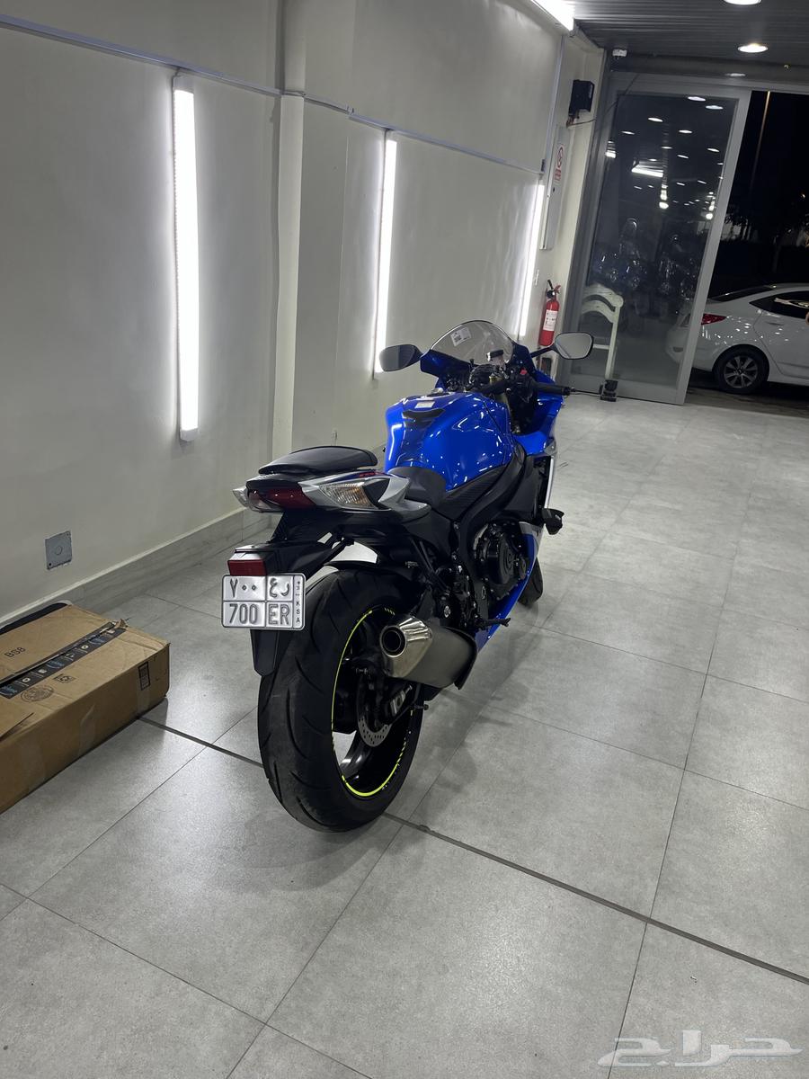Suzuki GXR motorcycle, almost new, only 9,200 km mileage63258181297666112