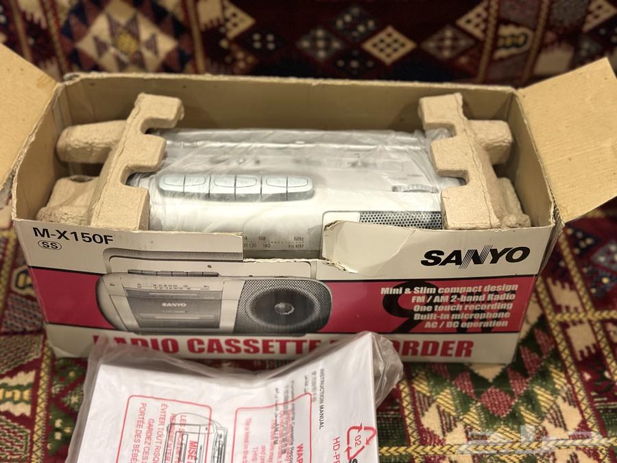 Sanyo Japanese radio and cassette recorder, rare new stock63171060633601111
