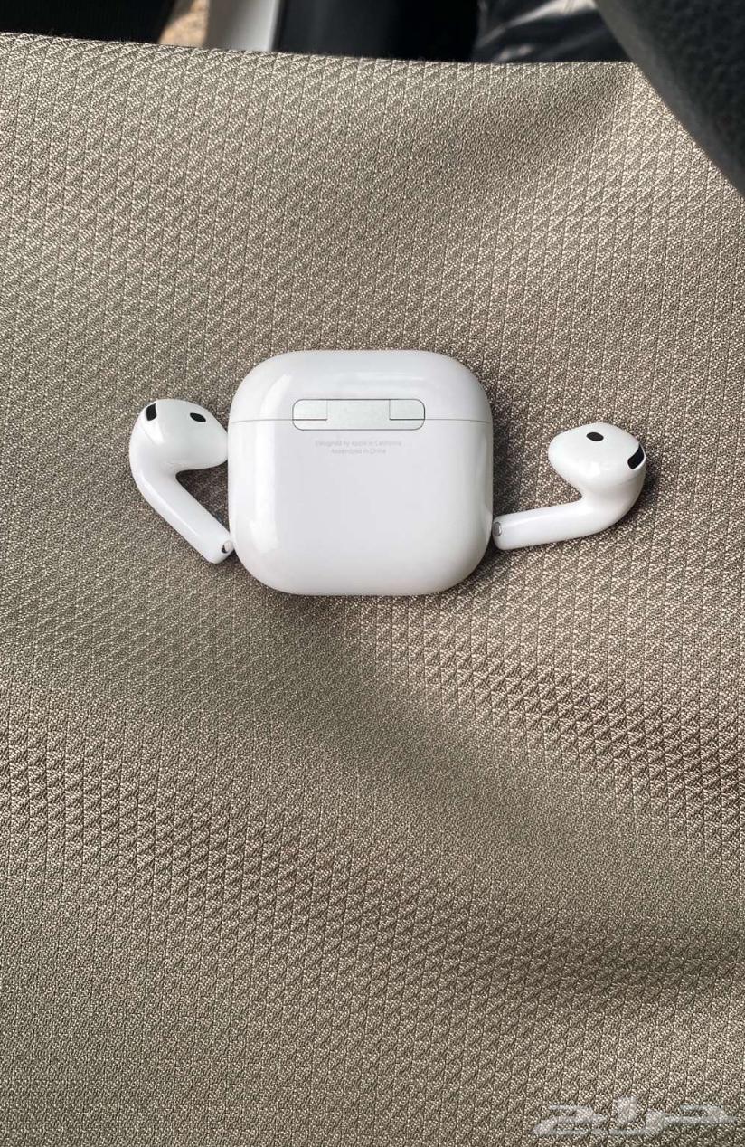 سماعة AirPods للبيع جديدة63171060846338112
