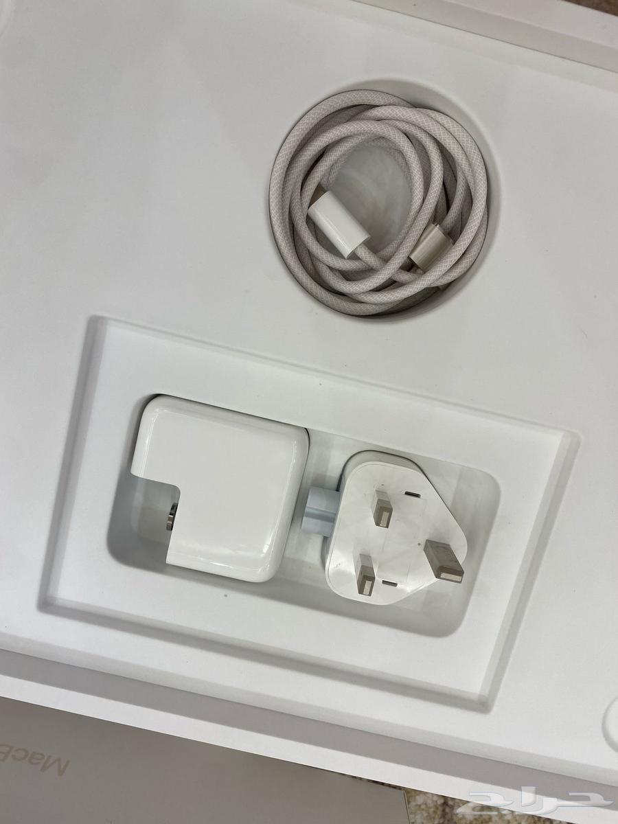 MacBook Pro63170146379266113