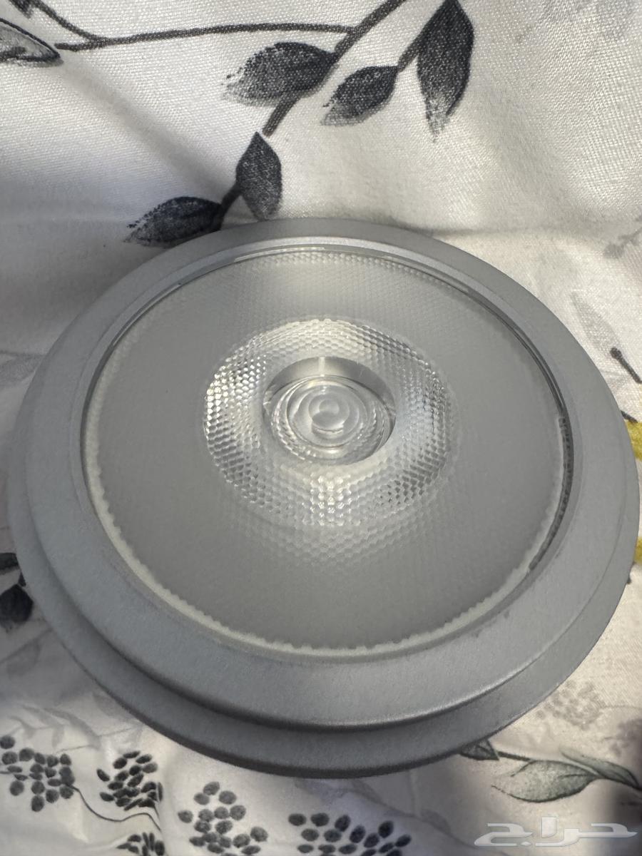 Soraa lights63252479037442111