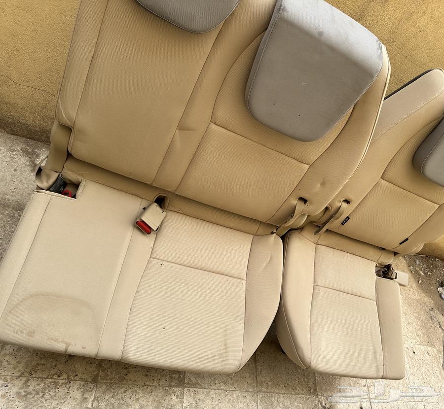 REAR SEAT OF KIA CARNIVAL 2016632529942137621112