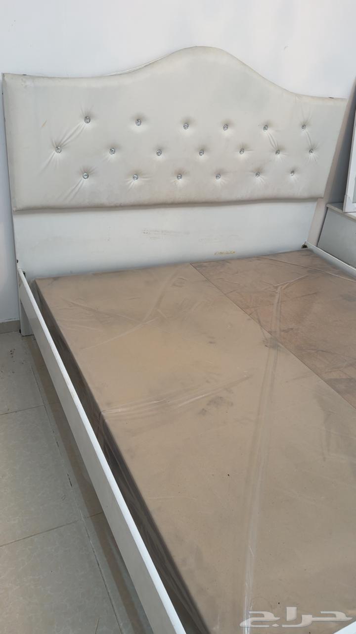 سرير نفرين مستعمل نظيف63170619717507111