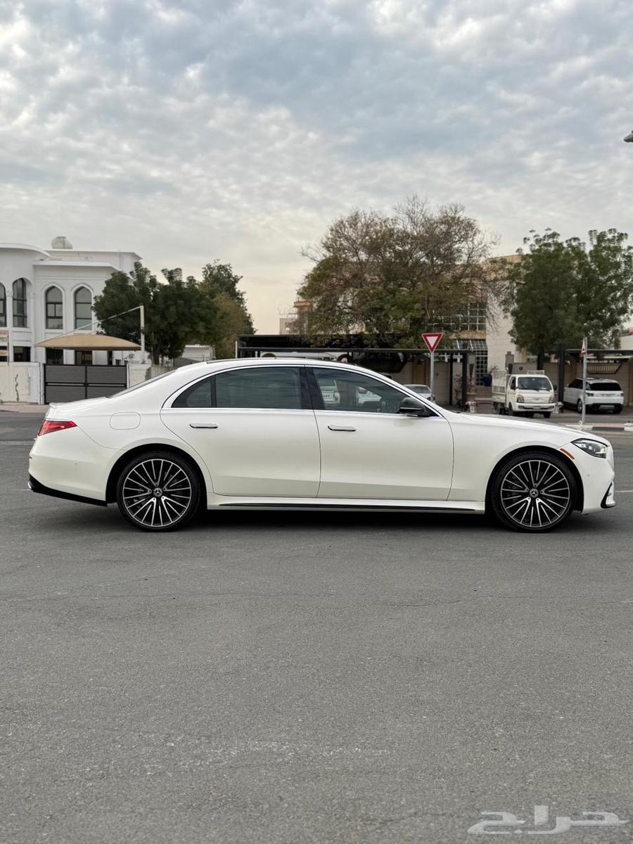 Mercedes S580 2022 model imported to America in Dubai63253533685505112