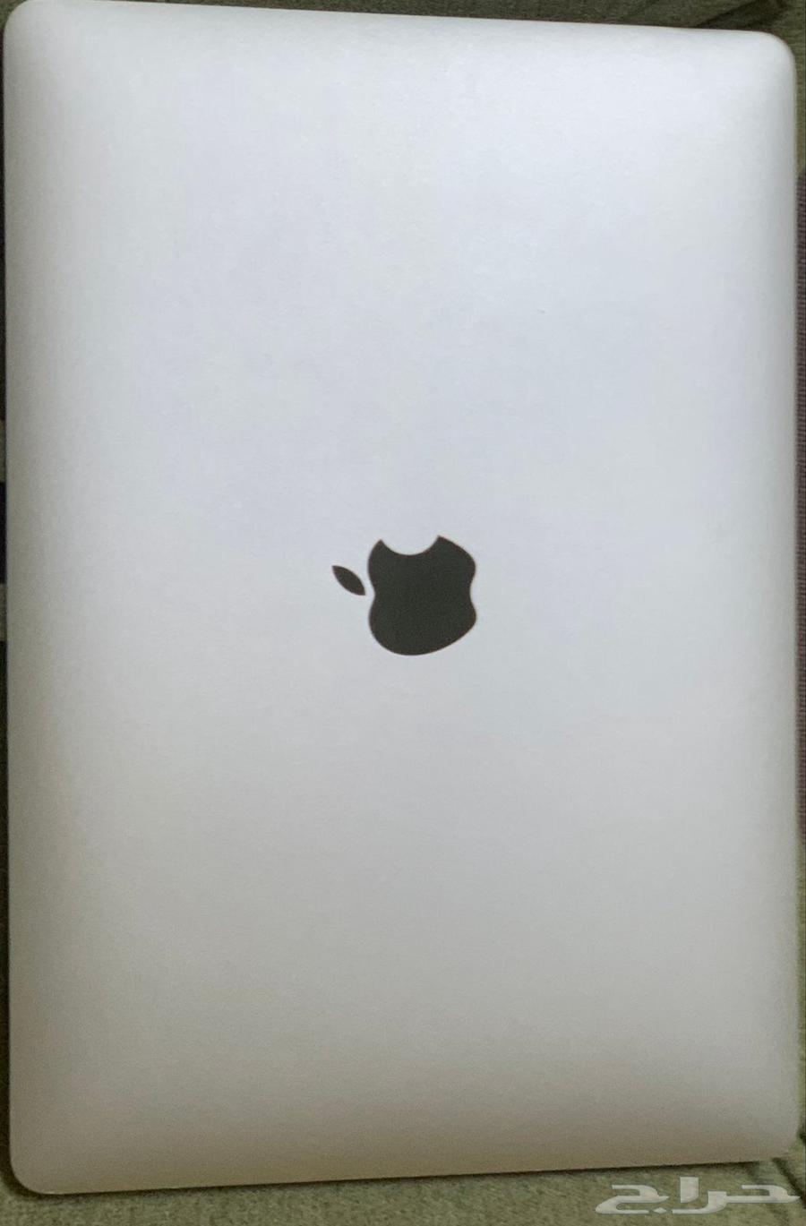 Apple MacBook laptop63167787443075111