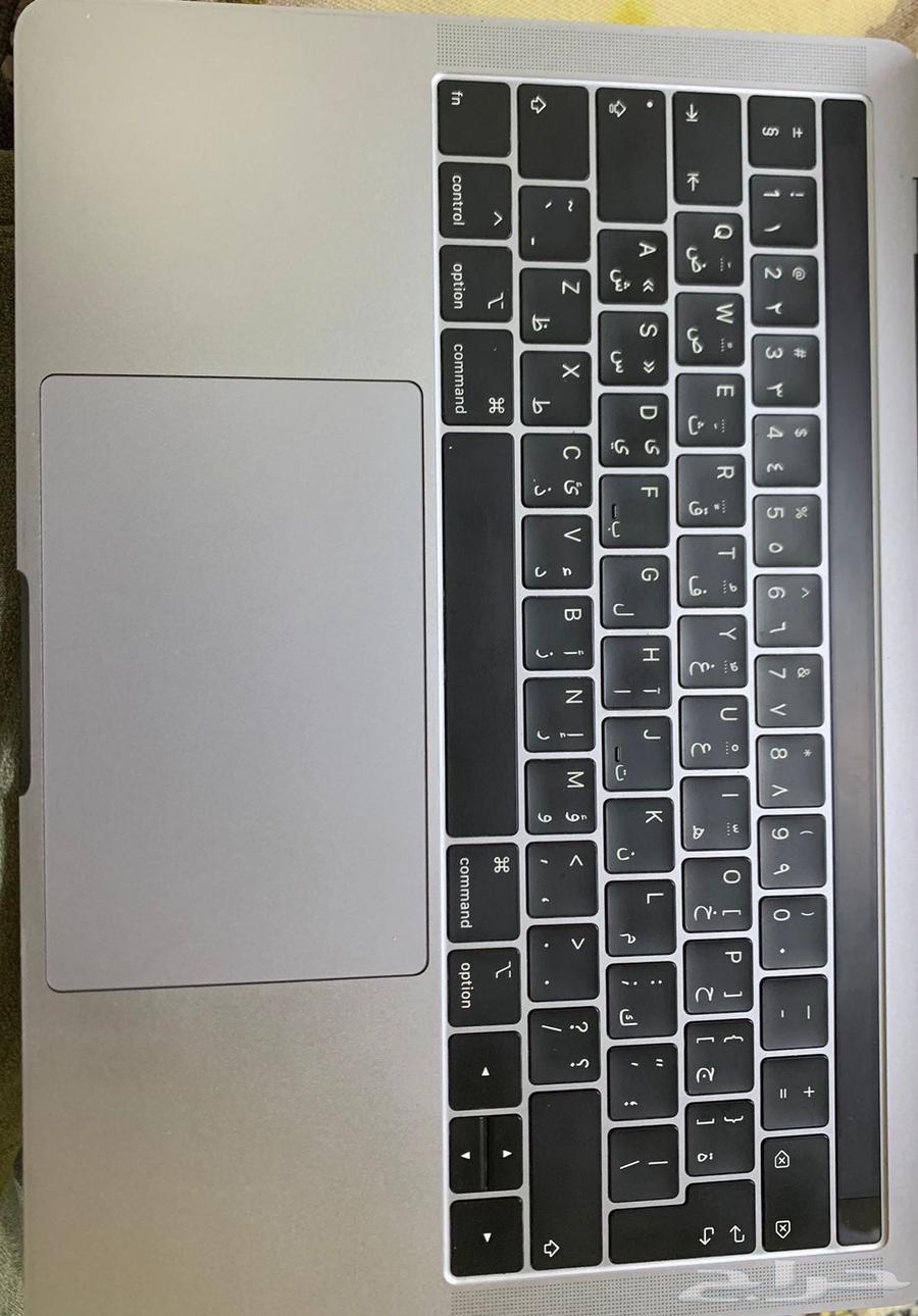 Apple MacBook laptop63167787443075112