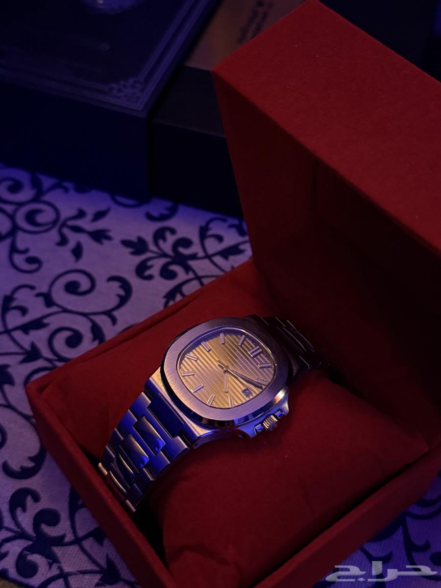 For sale, a men's PATEK PHILIPPE watch63168271842945113