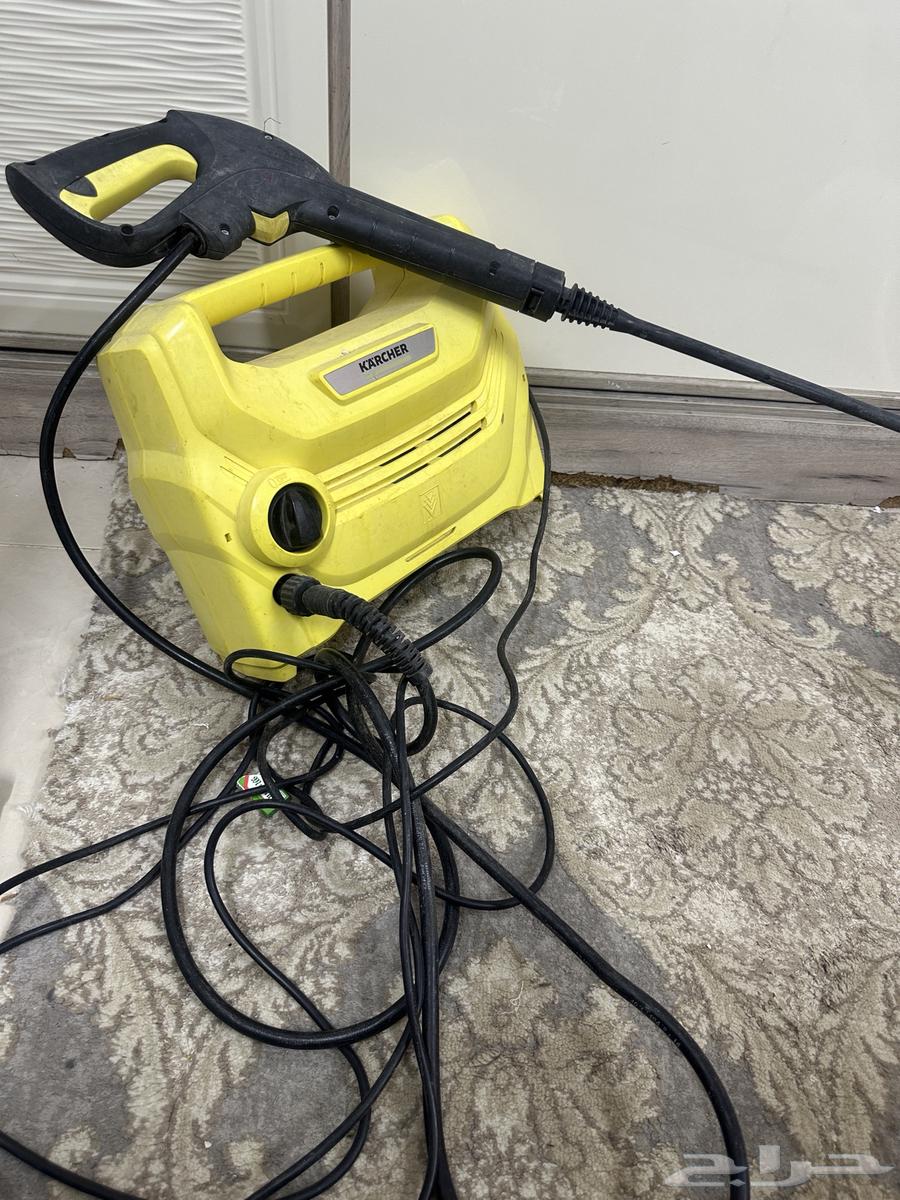 Clothes ironing63166379386755114