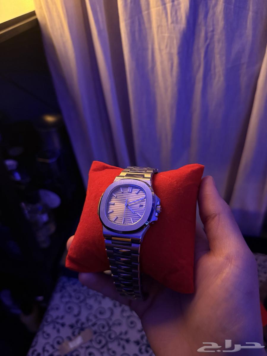 For sale, a men's PATEK PHILIPPE watch63168271842945111