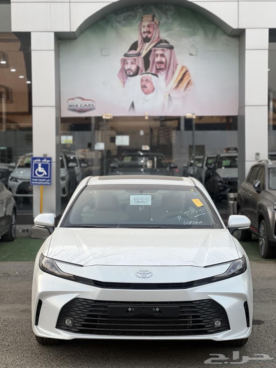تويوتا كامري E بلس هايبرد 202563249265479810111
