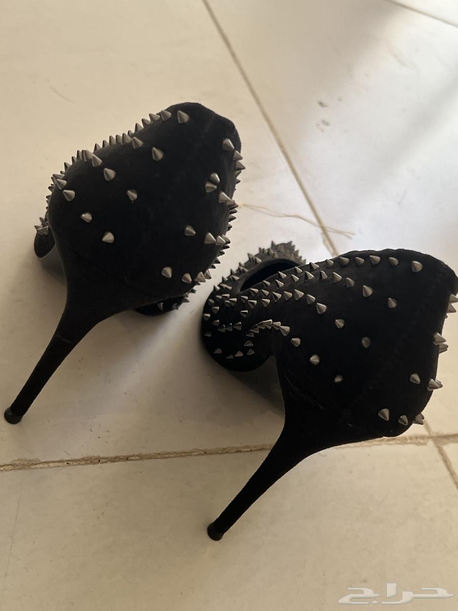 Heel worn only once63168752801922111