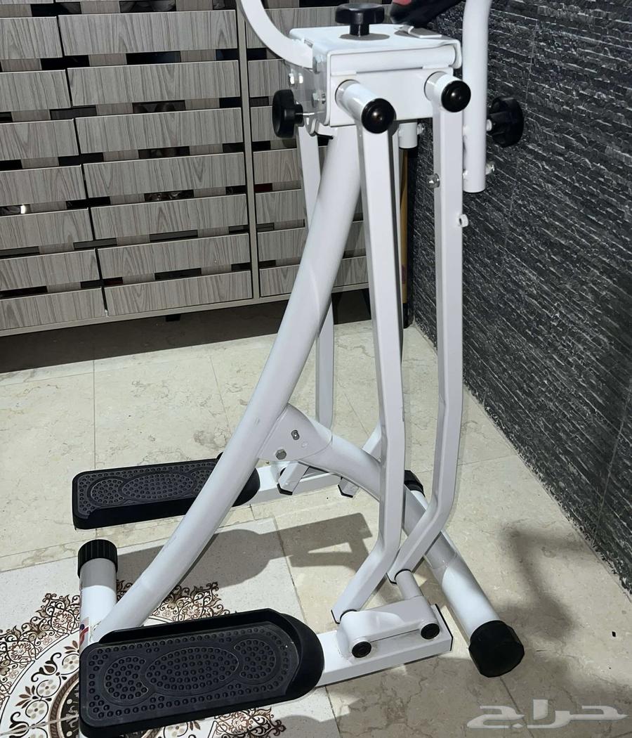 Various clean-used sports equipment63166374673283112