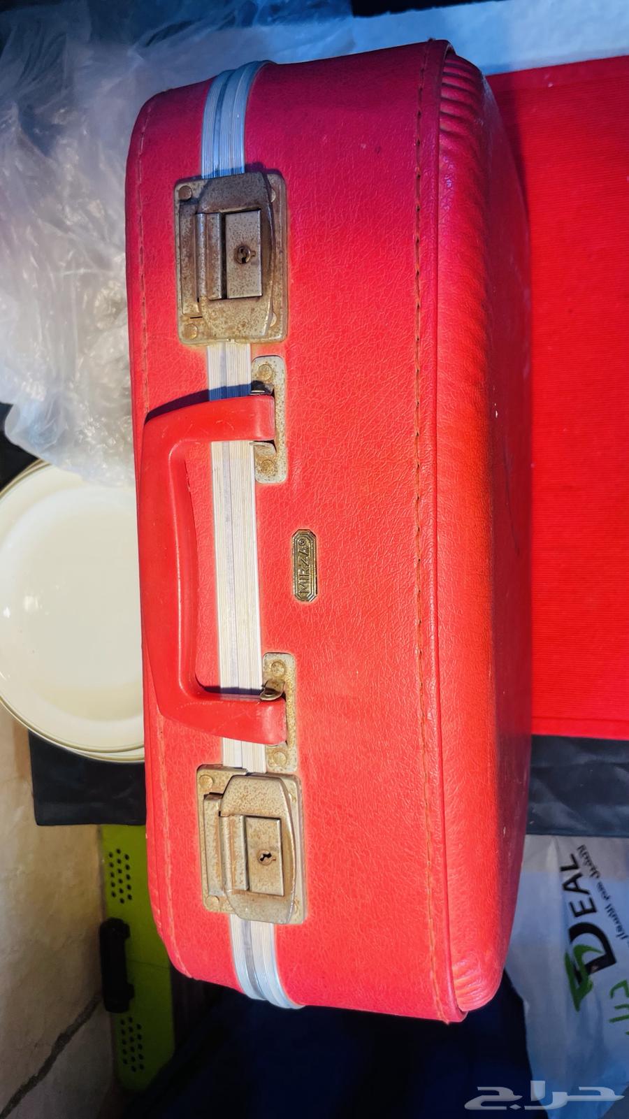 An old Mickey Mouse bag63165452141315112