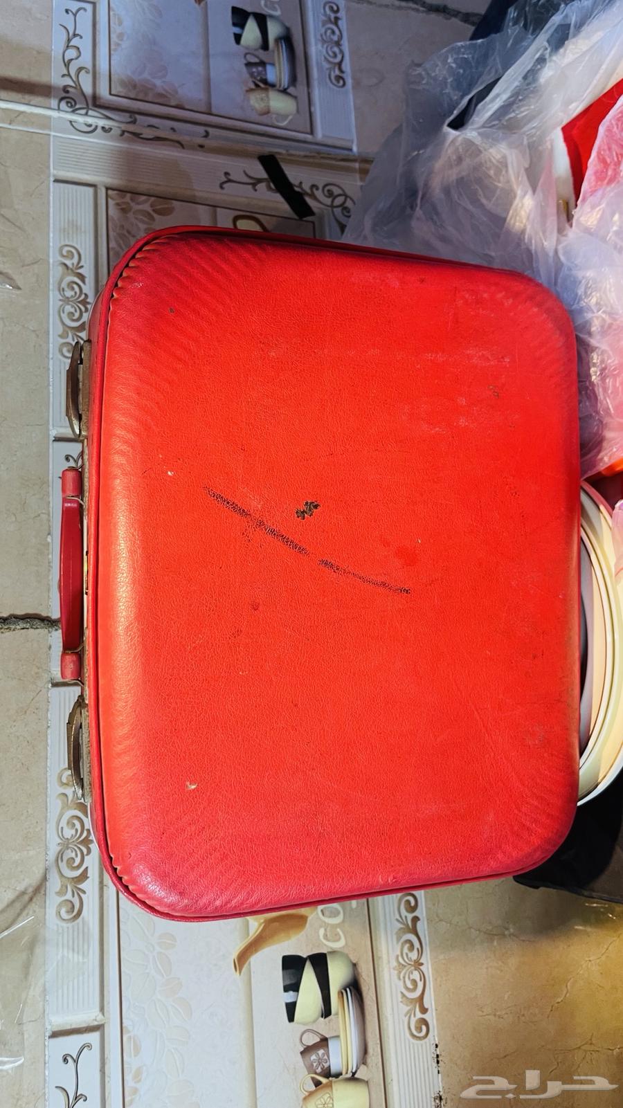 An old Mickey Mouse bag63165452141315113