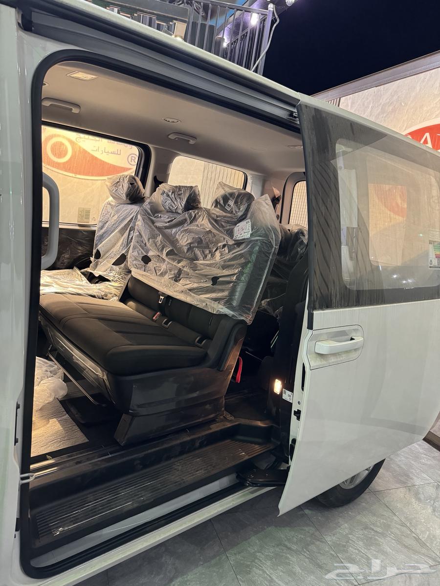 Hyundai Staria 9 passenger diesel 202563244259518722113
