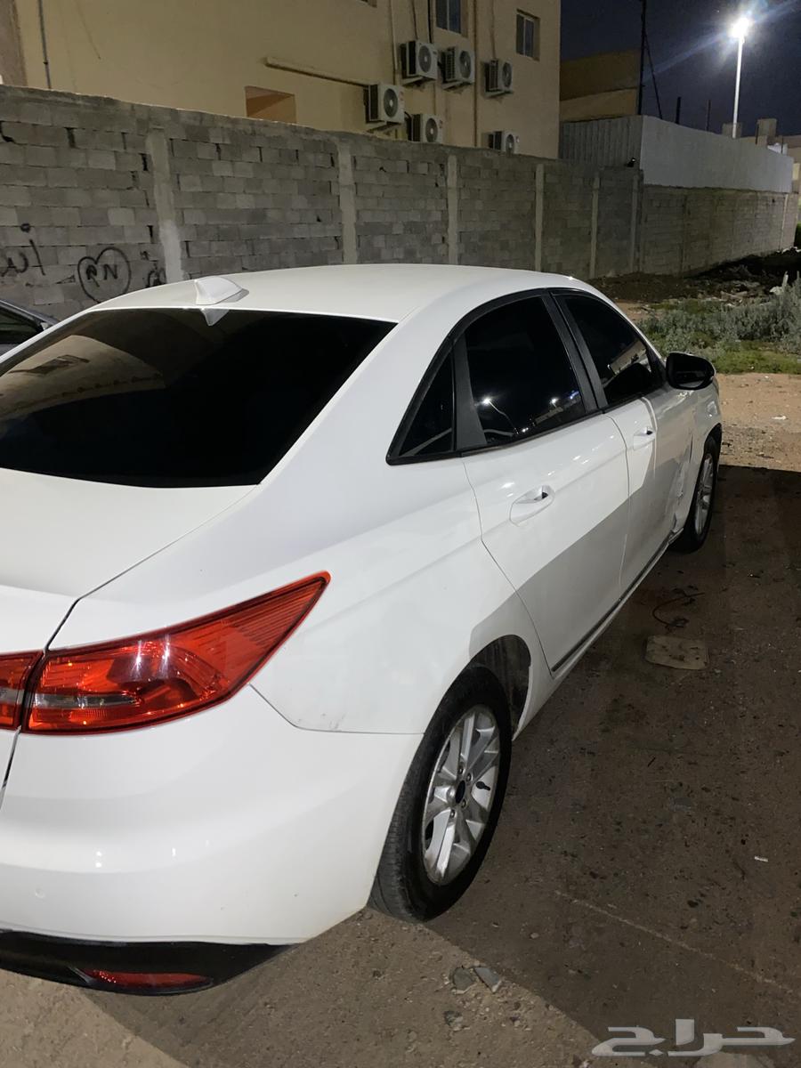 Ford Escorat63009516463106111