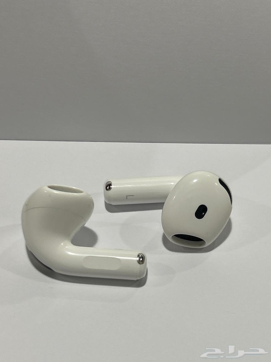 Fourth-generation AirPods AirPods463165440081025114
