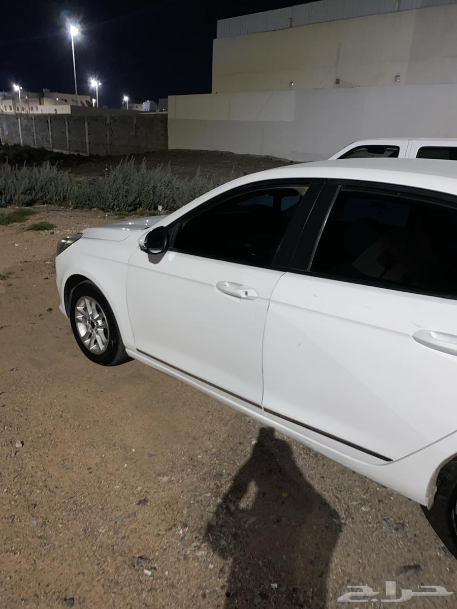 Ford Escorat63009516463106112