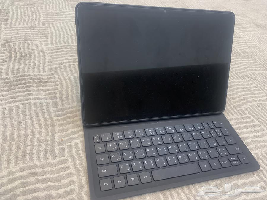 A tablet with a special keyboard inside63163605462017110