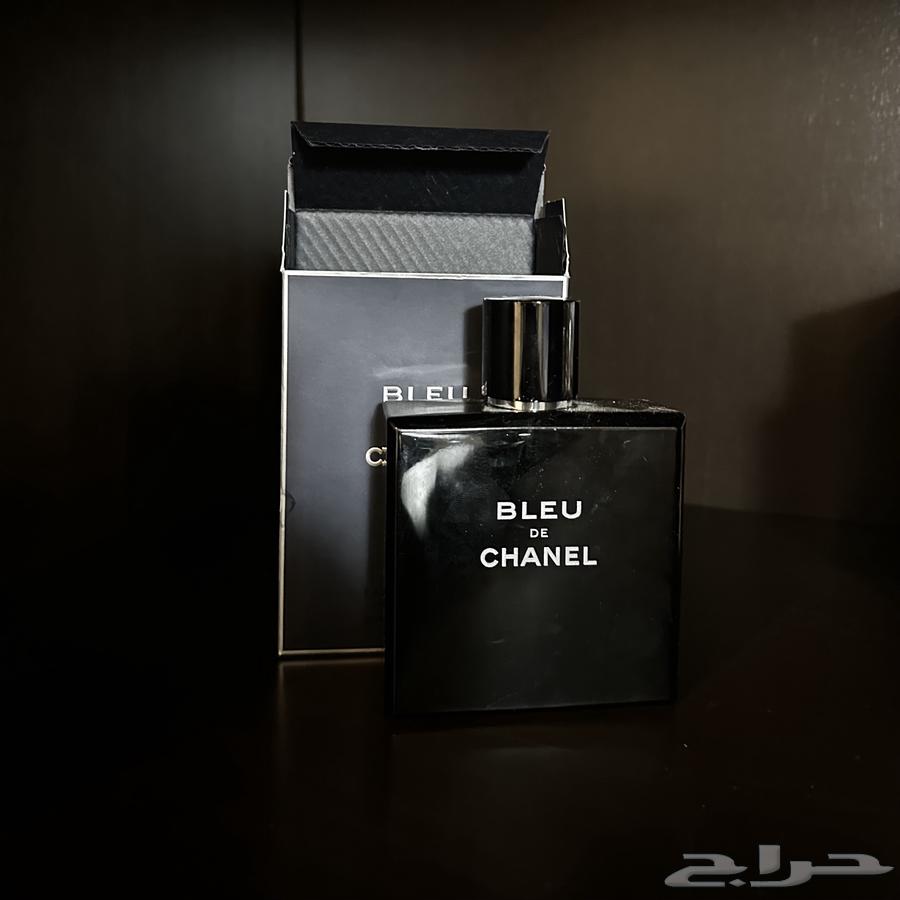 A set of perfumes for sale63165456681218114