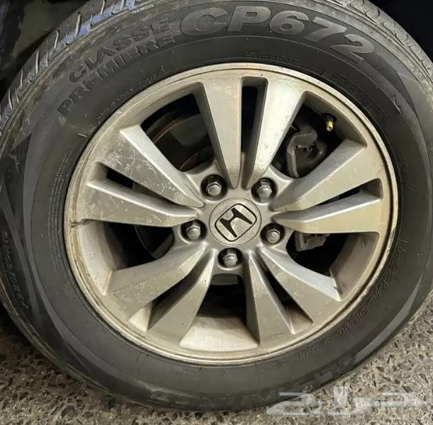 Selling four rims, half chrome, without tires; I accept exchange for original tires.632447458877451127