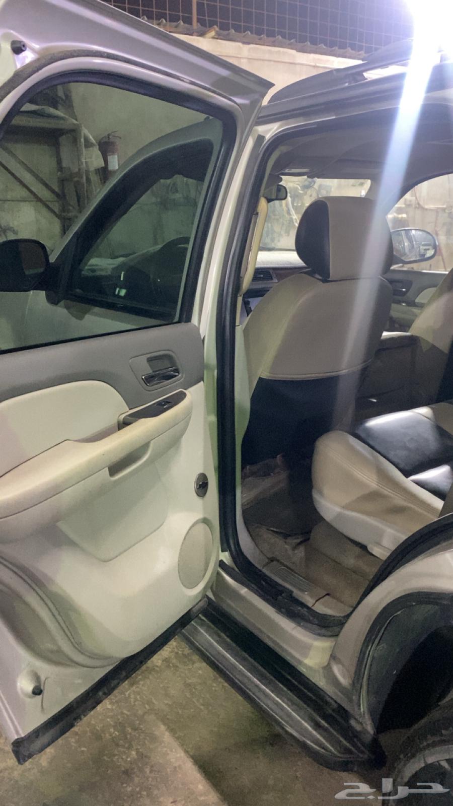 Hello, I'm selling a 2008 Tahoe, inspection and registration are new, full options.63239107758850111