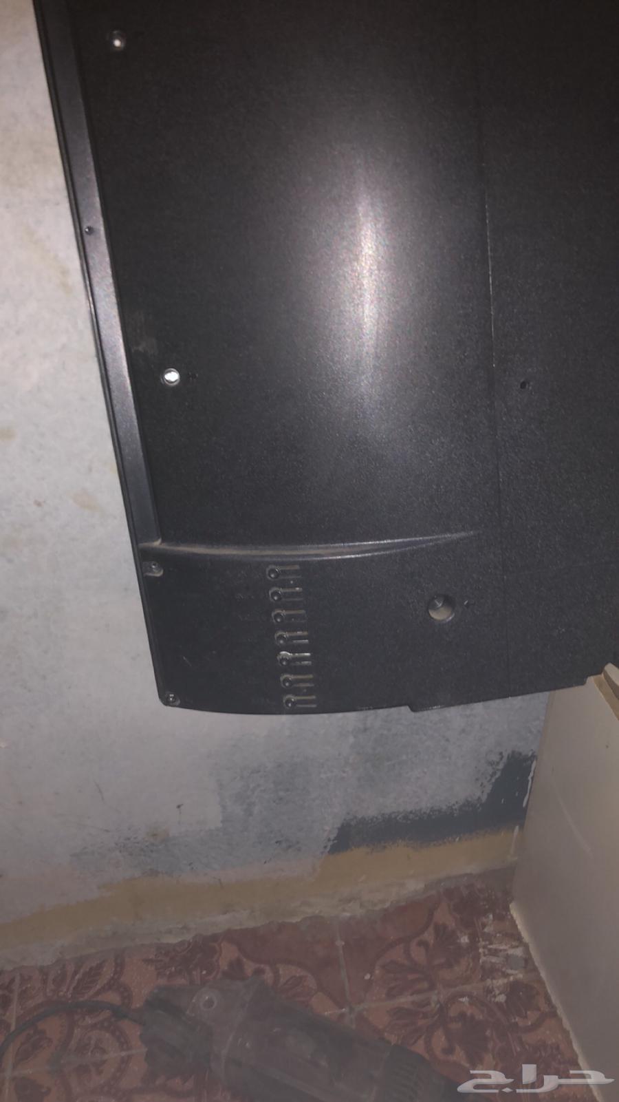 Two screens for sale: 55 inches and 42 inches, both have damaged screen lighting.63162670248322112